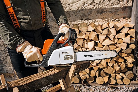 Sawing your own firewood with a Stihl chainsaw