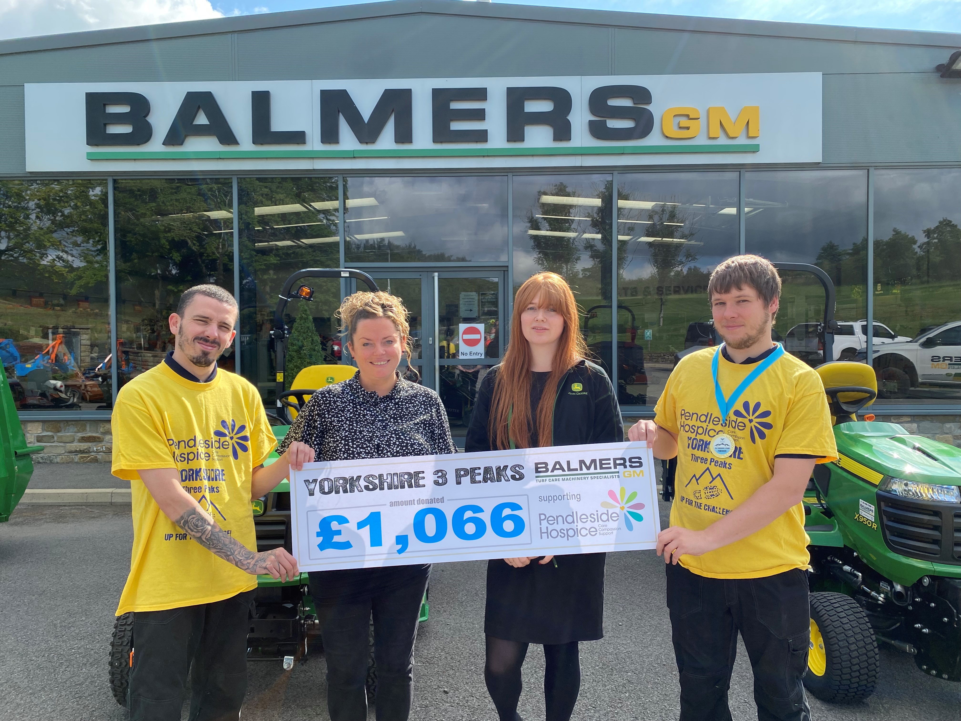 Team Balmers Yorkshire 3 Peaks Challenge for Pendleside Hospice