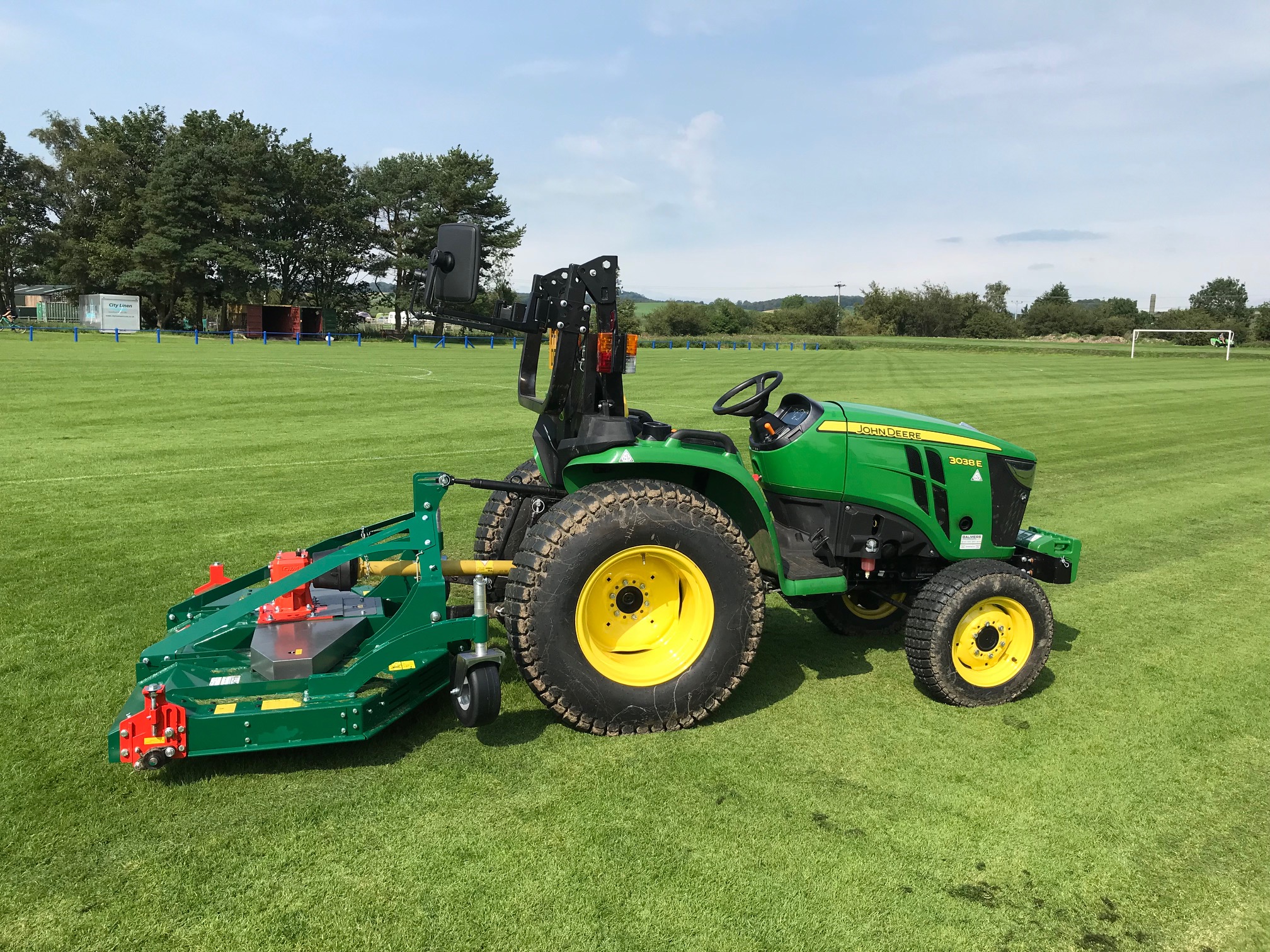 The only way is Wessex for Junior AFC! Wessex CRX 180 finishing roller mower