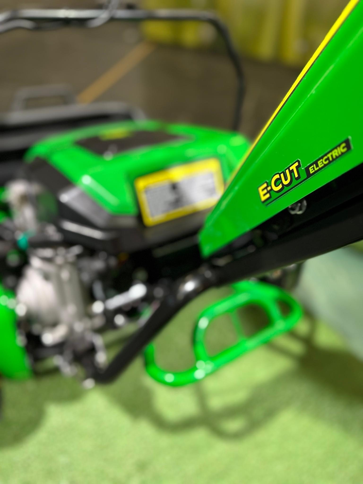 John Deere launches electric greens mowers and hybrid innovations at BTME 2023 