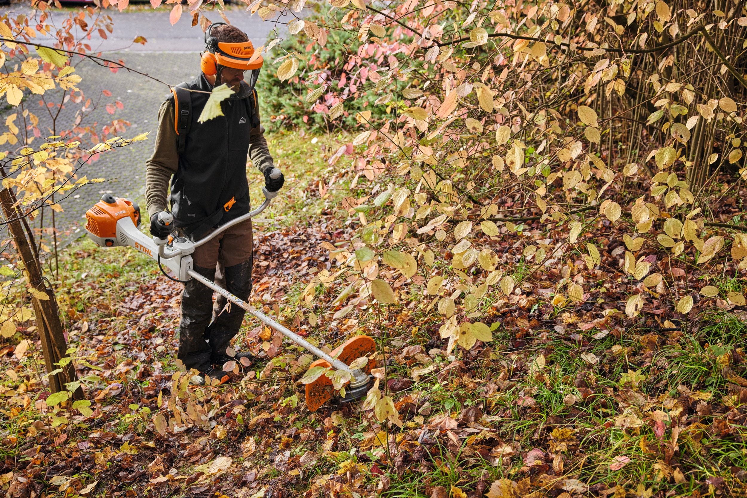 Stihl work clothing for all types of jobs Stihl work clothing for all types of jobs