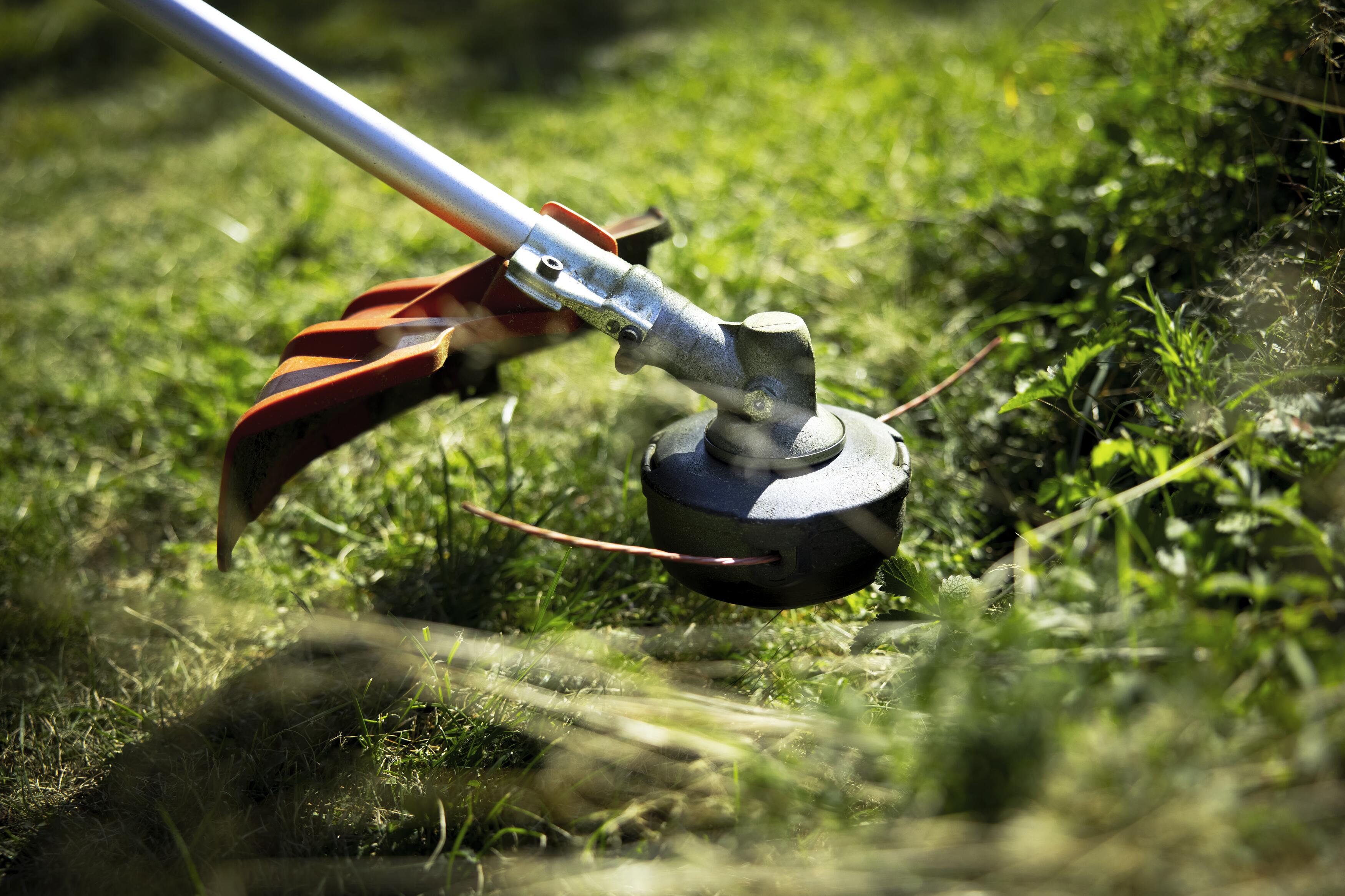 Husqvarna 325i series brushcutters launched! Husqvarna 325i series brushcutters launched!