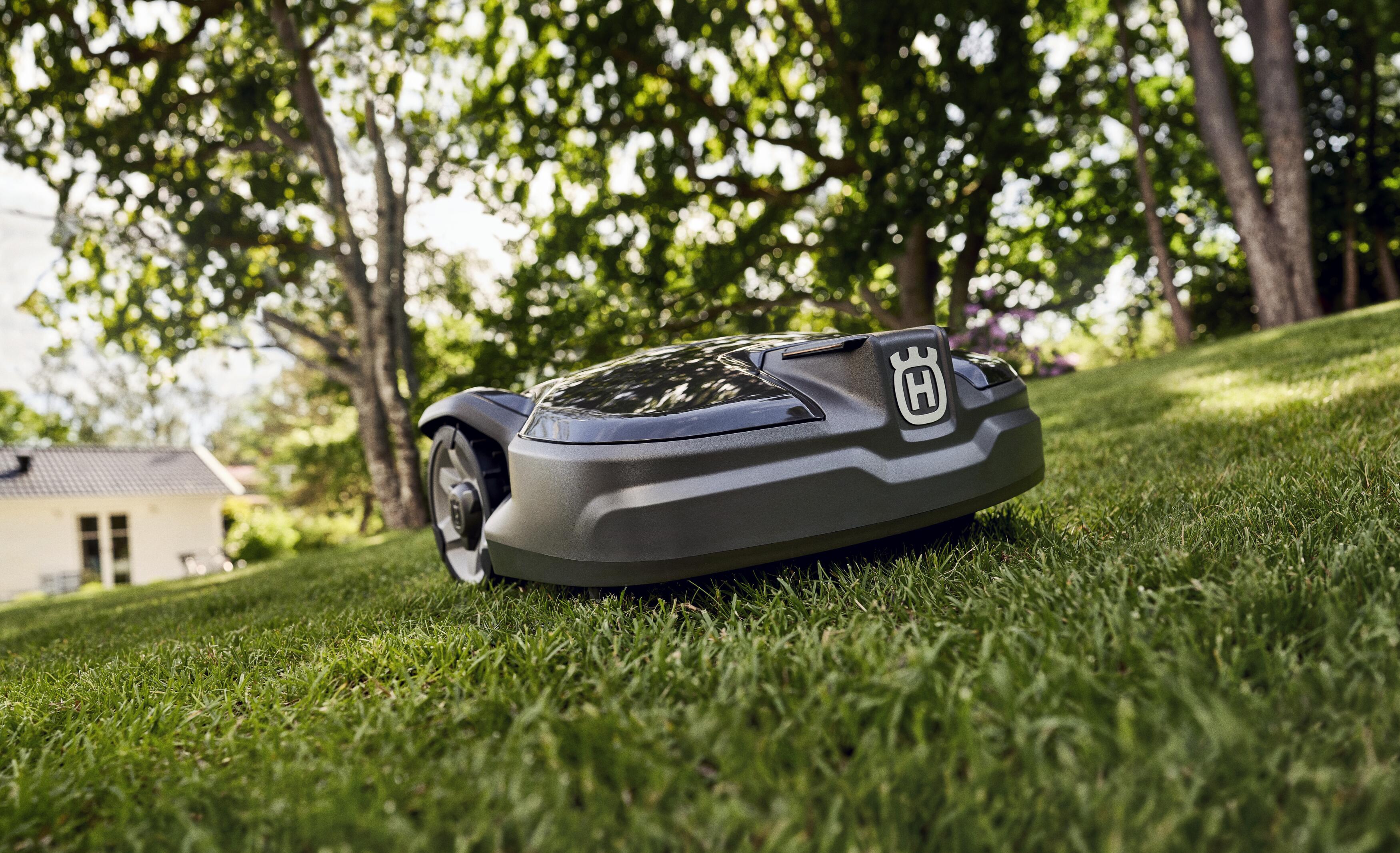 Cortacésped Husqvarna Rider a batería - Robotic Mowers