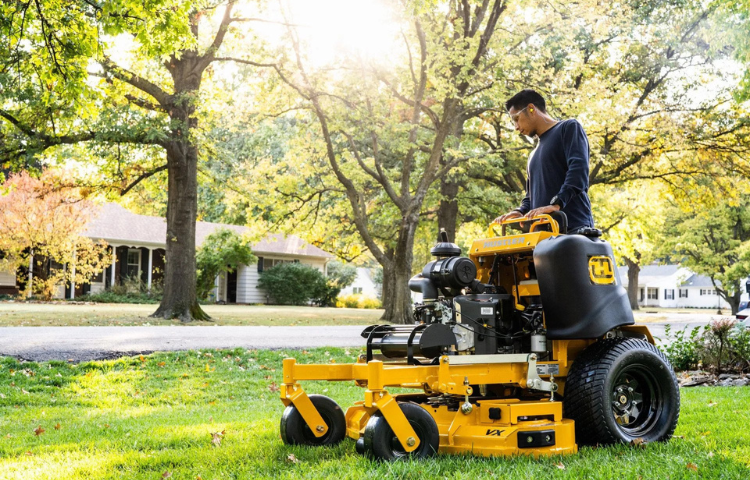 Hustler Commercial Mowers Hustler Commercial Mowers