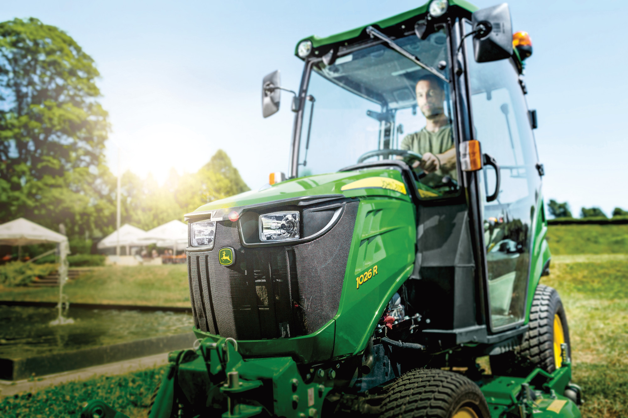 John Deere Compact Utility Tractors