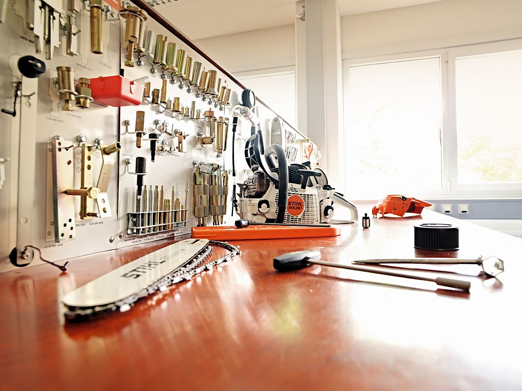 Why are groundcare and garden machinery servicing and maintenance important? Why are groundcare and garden machinery servicing and maintenance important?