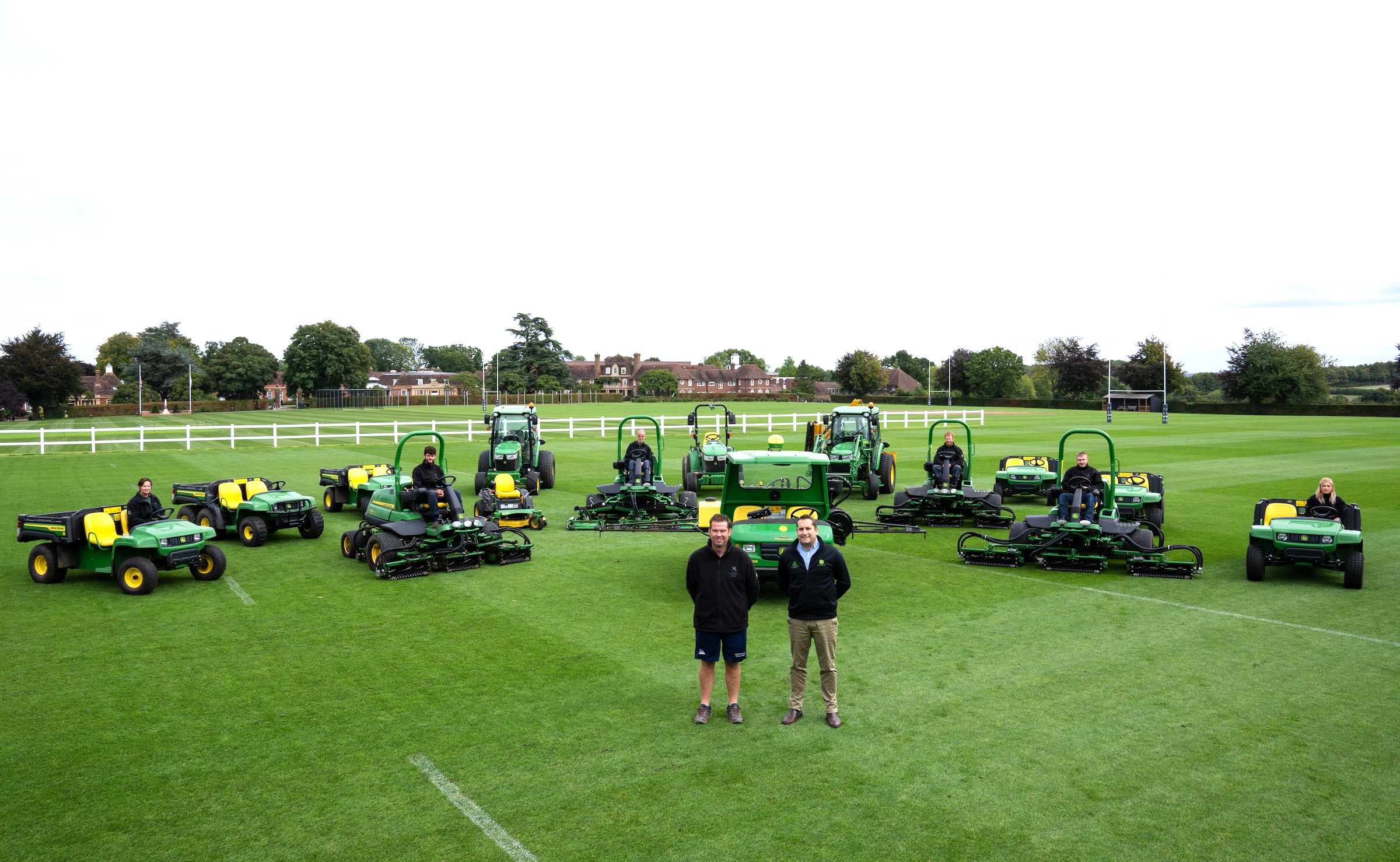 Forward-thinking school invests in future with new John Deere turf machinery fleet Forward-thinking school invests in future with new John Deere turf machinery fleet