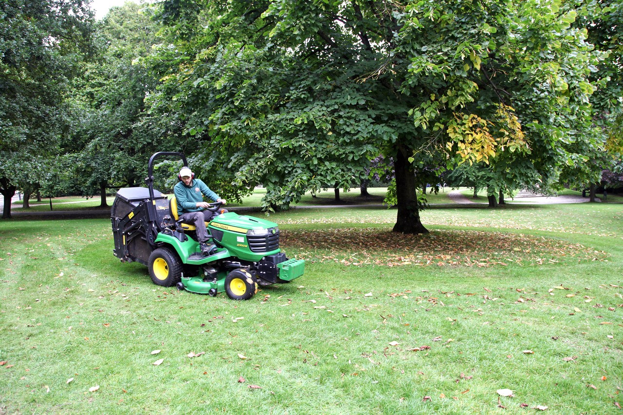 Balmers GM & John Deere keeps Yorkshire Sculpture Park in great shape