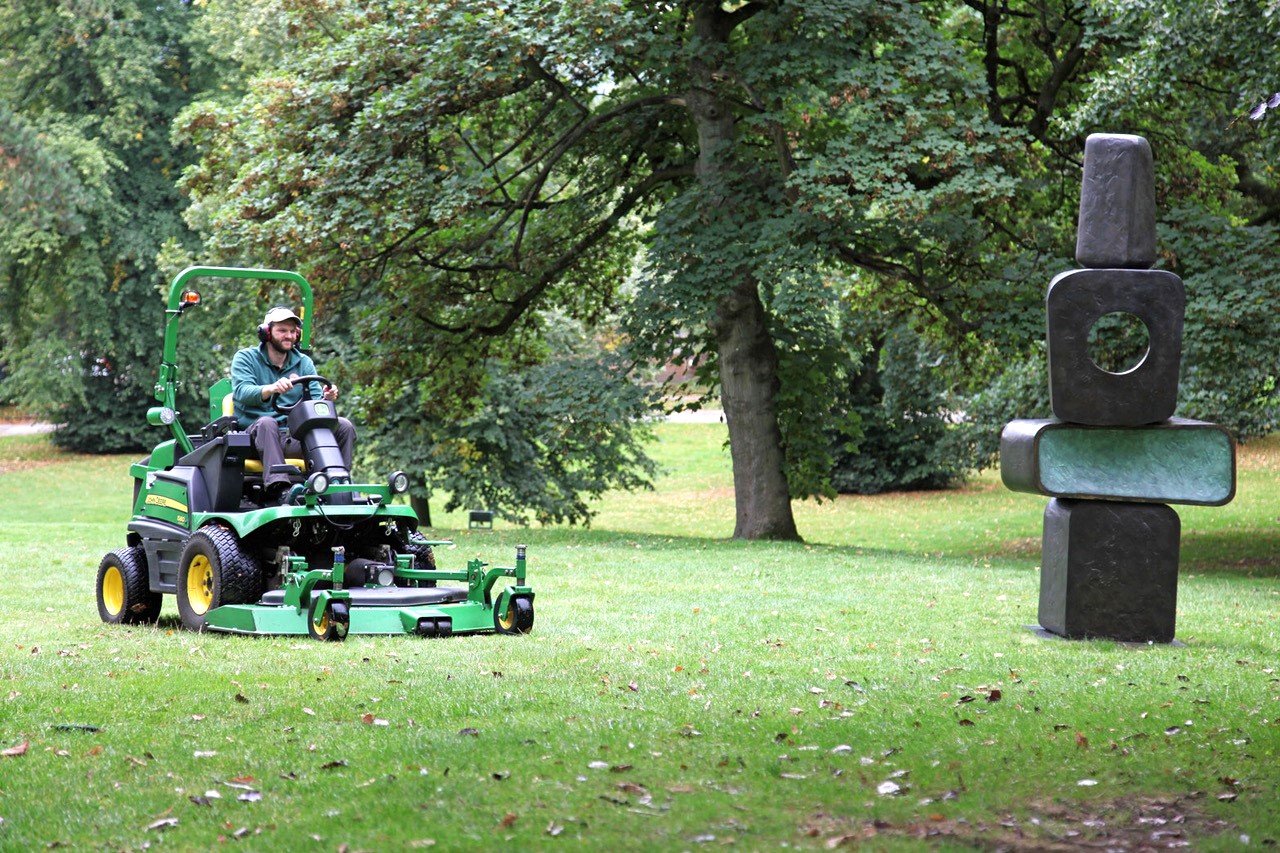 Balmers GM & John Deere keeps Yorkshire Sculpture Park in great shape