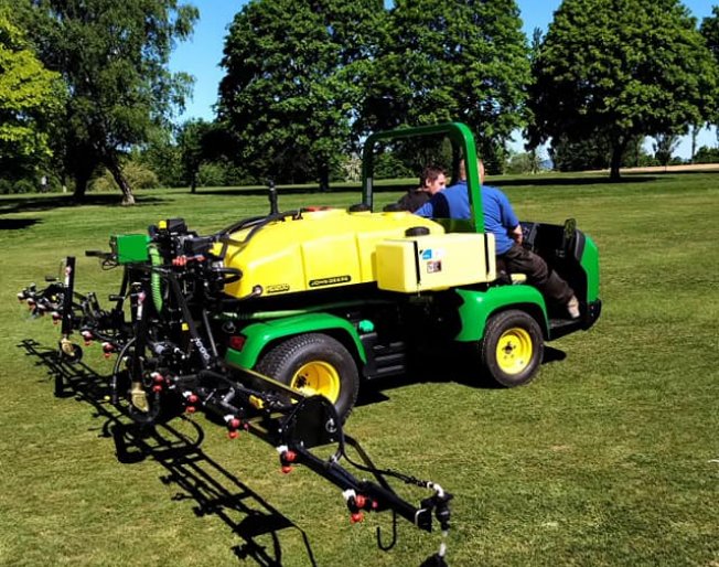 Lees Hall GC take delivery of their new John Deere sprayer