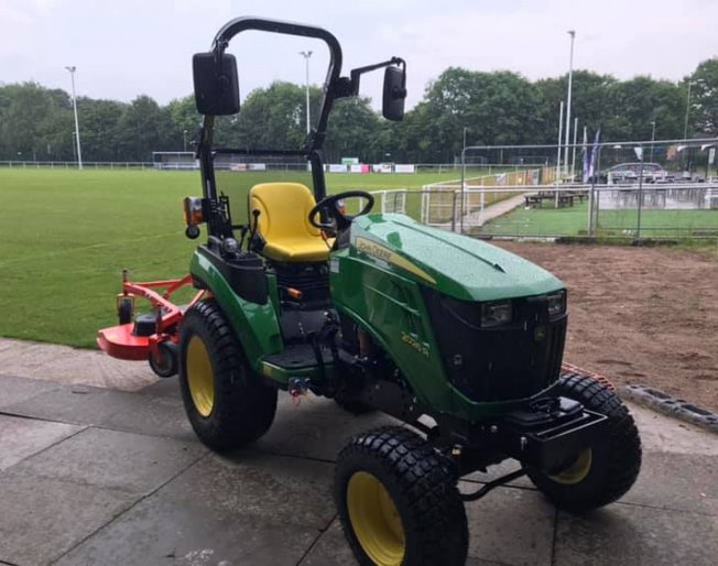 Small but mighty!  John Deere 2026R compact tractor