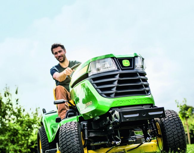 Great review for the John Deere X590 mower