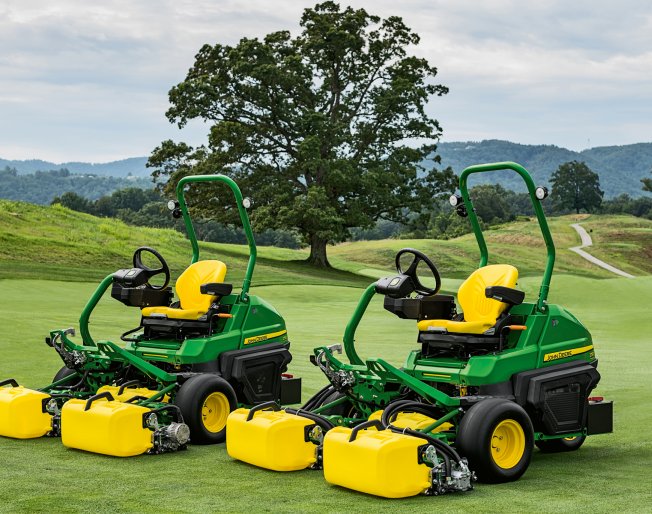 New John Deere greens mowers win AE50 Award