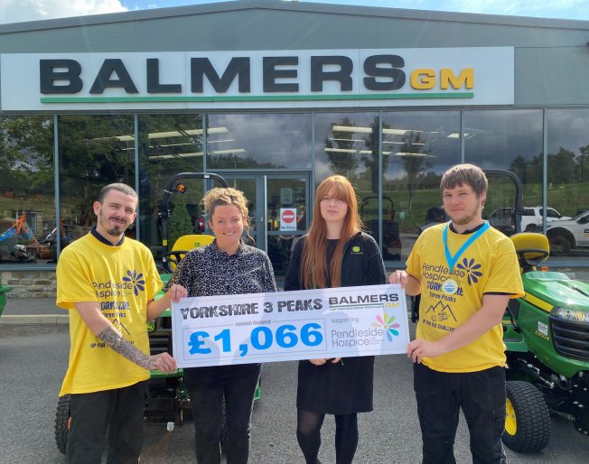 Team Balmers Yorkshire 3 Peaks Challenge for Pendleside Hospice