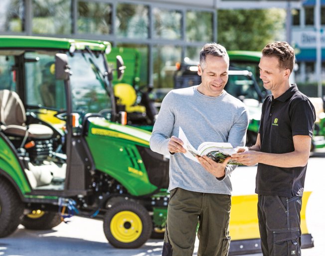 Used Groundcare Machinery for Sale: A Buyers Guide