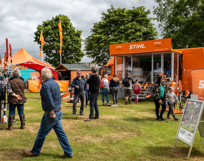 Balmers GM &amp; Stihl On Tour at the Trafford Centre!