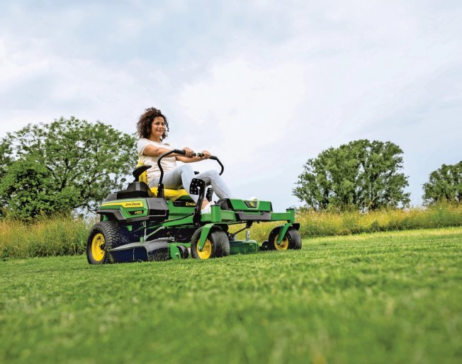 John Deere introduces all-new Z370R Electric ZTrakTM Mower