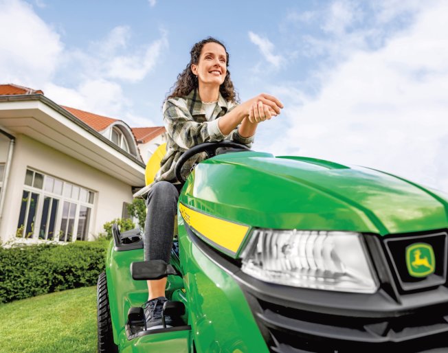 Balmers GM offer FREE Collection &amp; Delivery on Winter Lawn Tractor Servicing