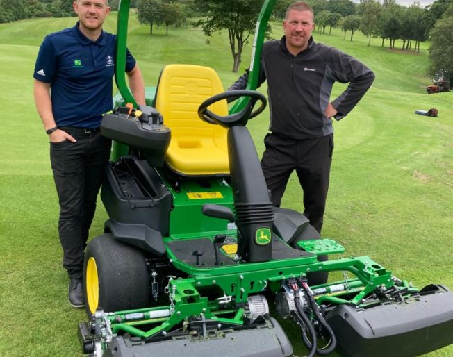 Chris Ainsworth of Breghtmet GC on their new John Deere 2550E greensmower