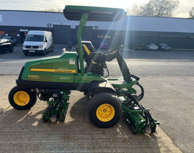 Used John Deere 6700A Fairway Mower Used John Deere 6700A Fairway Mower
