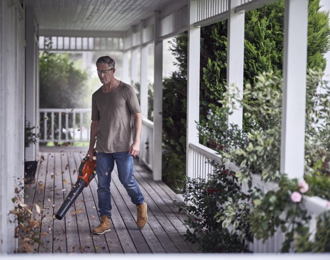Unleash the Power of Leaf Blowers this Autumn Unleash the Power of Leaf Blowers this Autumn