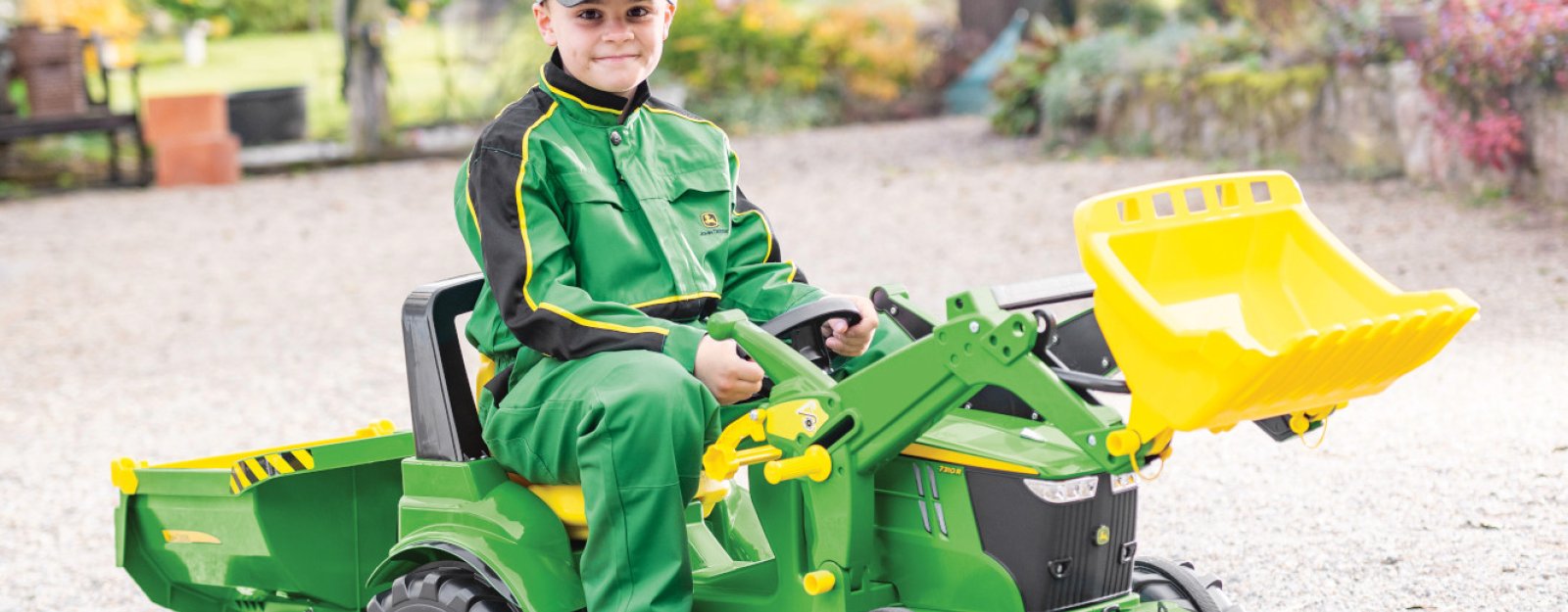 Get Your Christmas Revving with John Deere, Stihl and Husqvarna Gifts from Balmers GM Get Your Christmas Revving with John Deere, Stihl and Husqvarna Gifts from Balmers GM