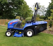 Iseki Compact Tractors & Professional Mowers
