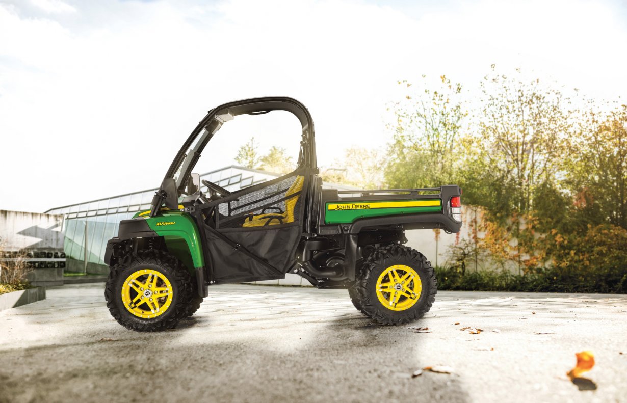 John Deere XUV855M cross-over utility vehicle