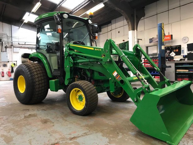 A new John Deere 4049R ready for Wakefield!