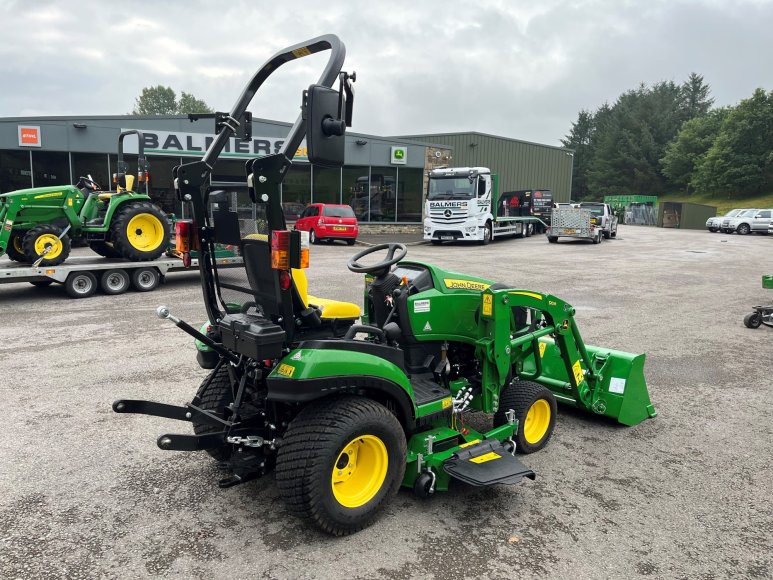 John Deere 1026R Compact Tractor