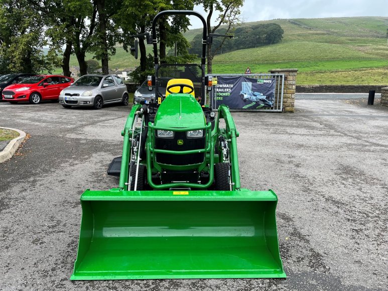 John Deere 1026R Compact Tractor