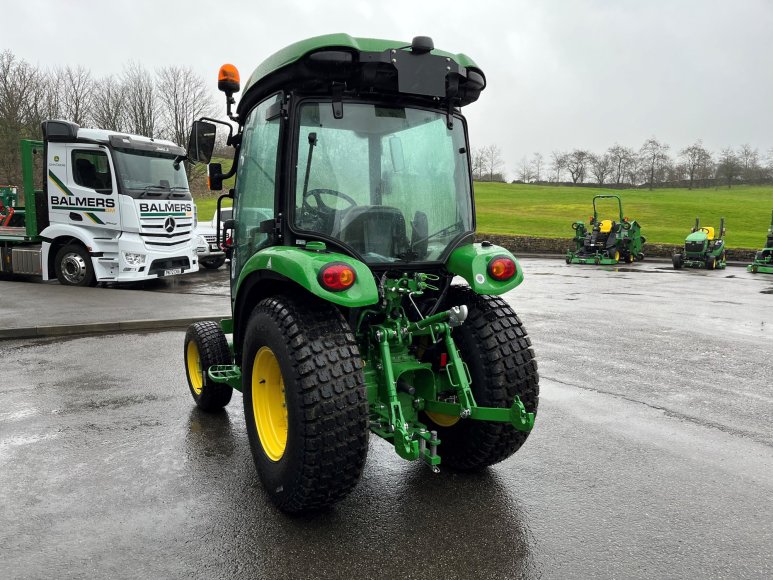 John Deere 3039R Compact Tractor 