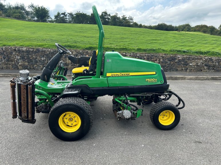 John Deere 7500A Fairway Mower 