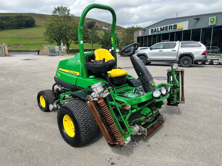 John Deere 7500A Fairway Mower 