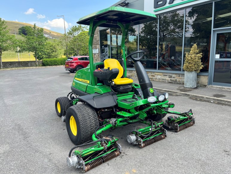 John Deere 7500A Fairway Mower