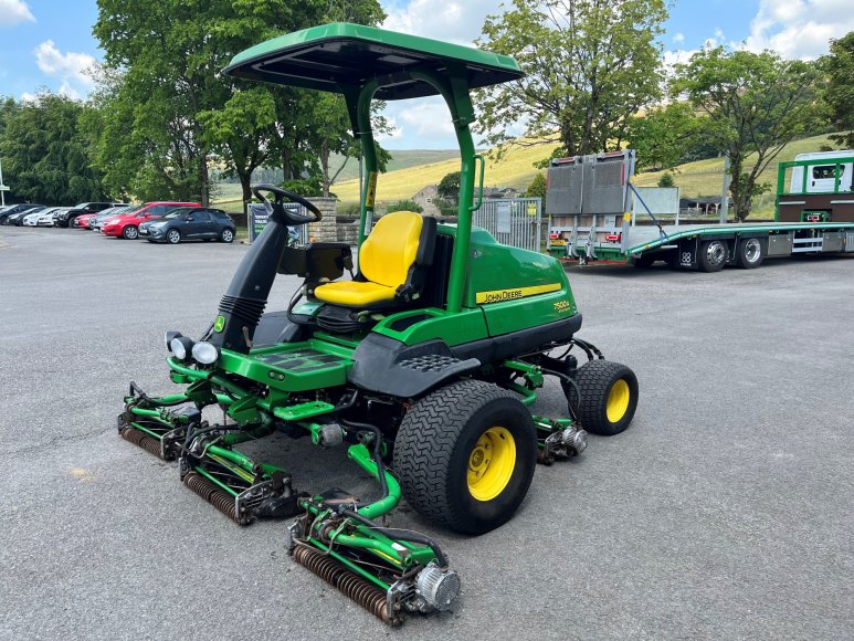 John Deere 7500A Fairway Mower