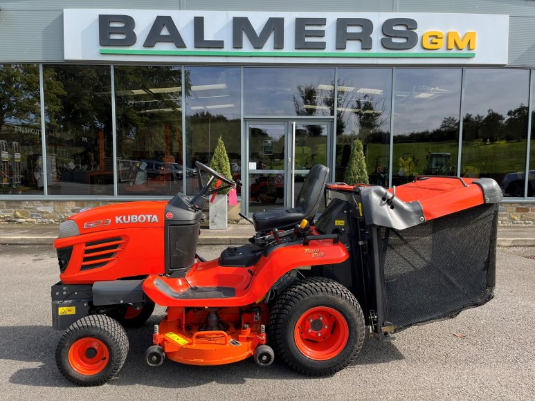 Kubota G23 Ride on Mower