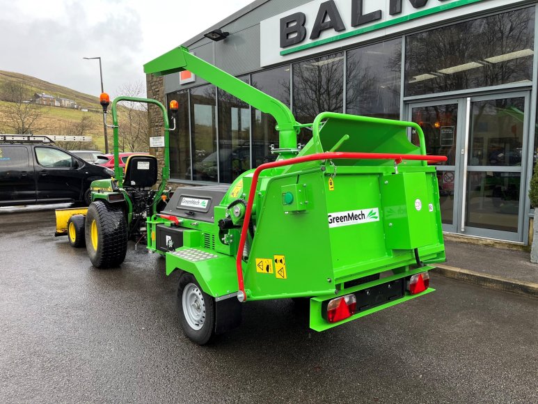 NEW Greenmech CM220 9" Wood Chipper 