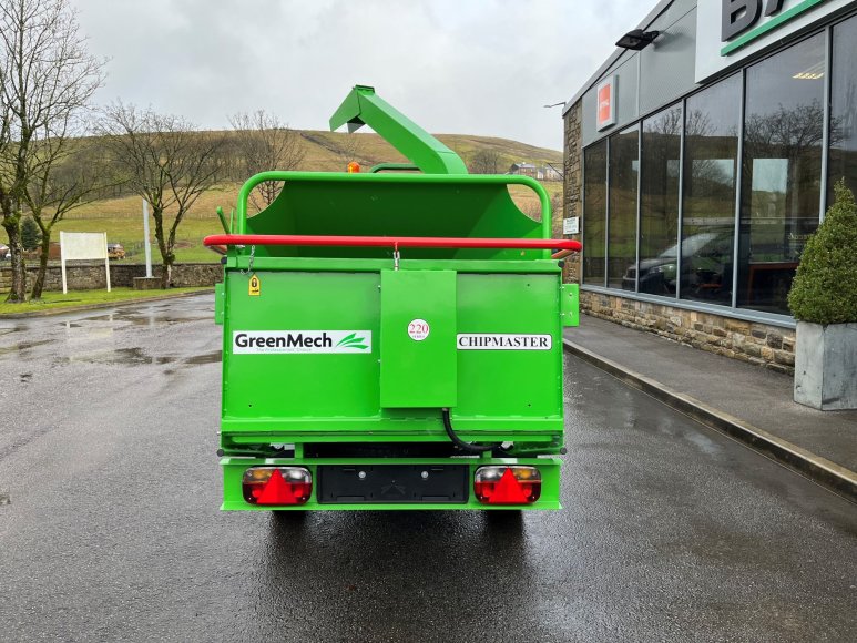 NEW Greenmech CM220 9" Wood Chipper 