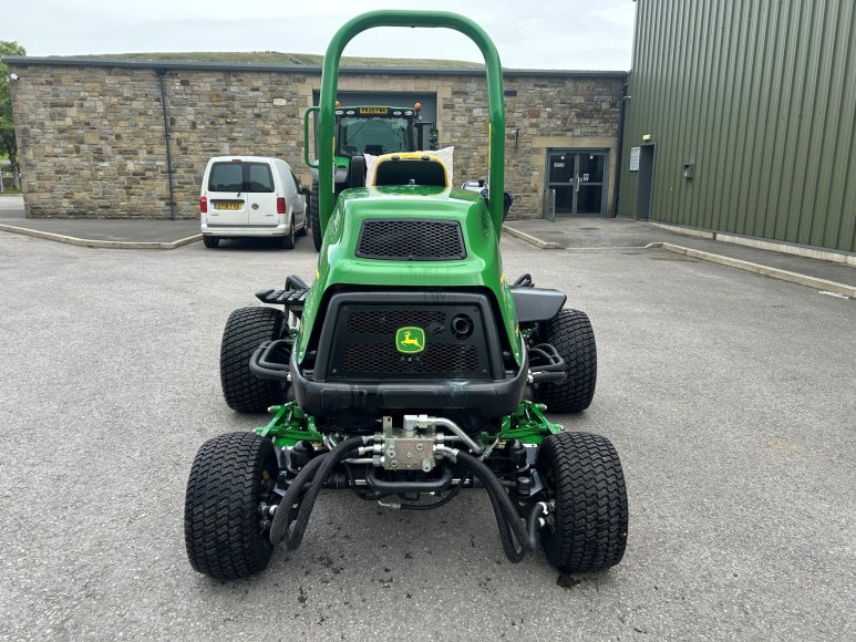 John Deere 8800A Terrain Cut 