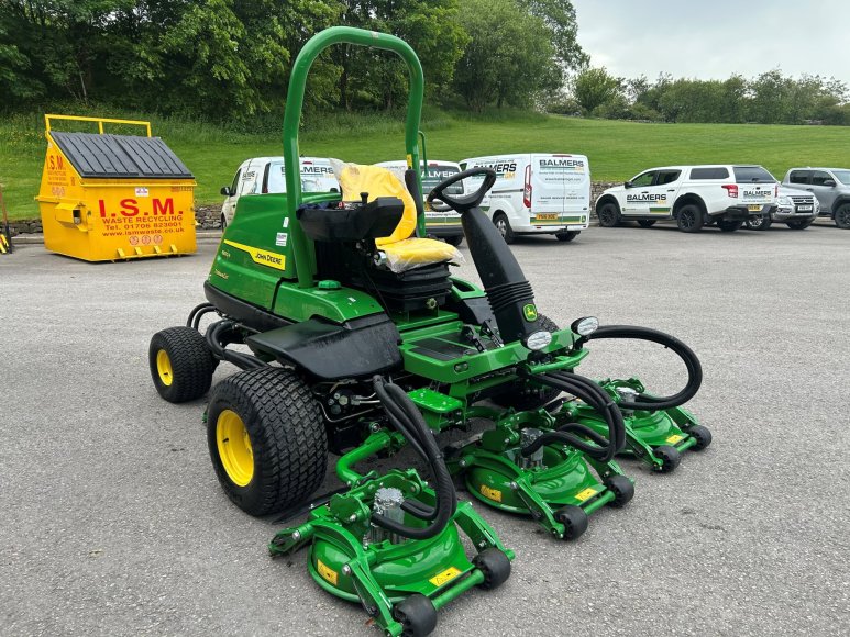 John Deere 8800A Terrain Cut 