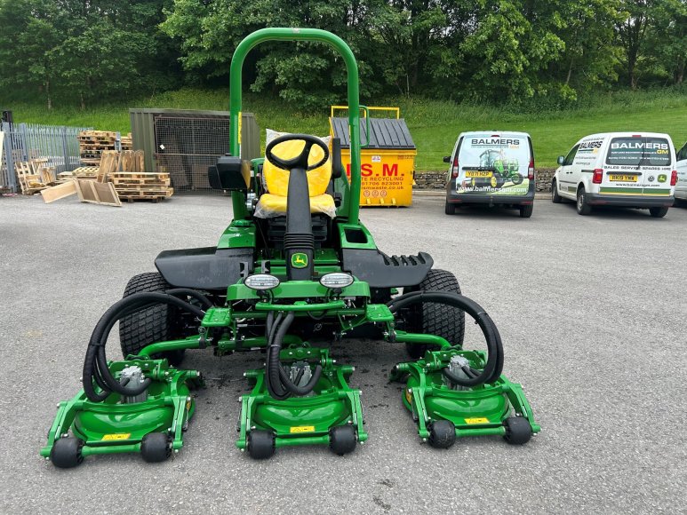 John Deere 8800A Terrain Cut 