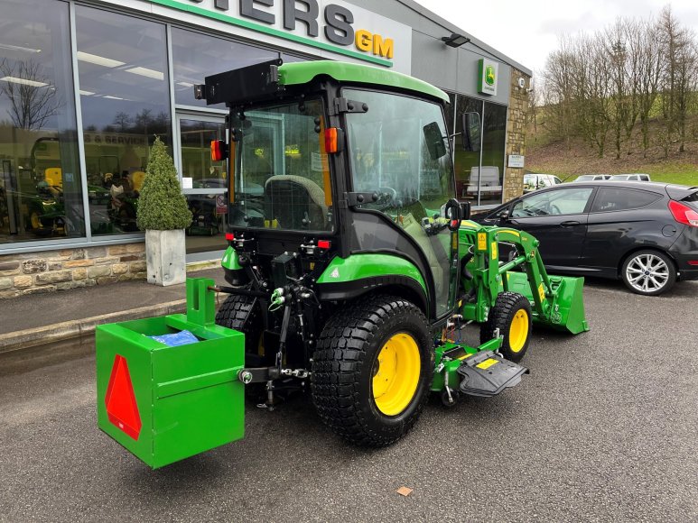 John Deere 2026R Compact Tractor