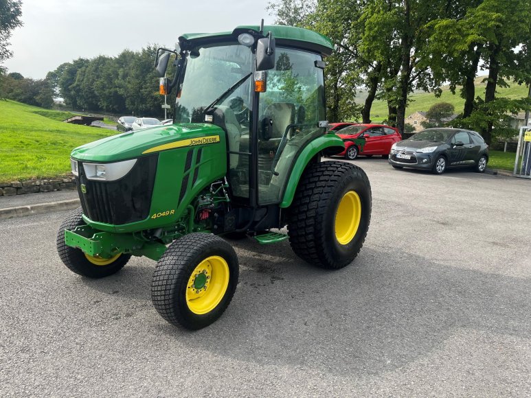 John Deere 4049R Compact Tractor 