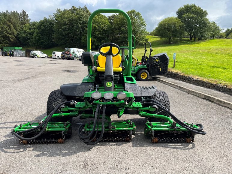 John Deere 7700A Fairway Mower