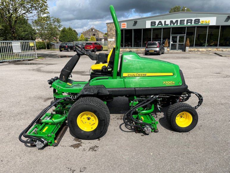 John Deere 7700A Fairway Mower