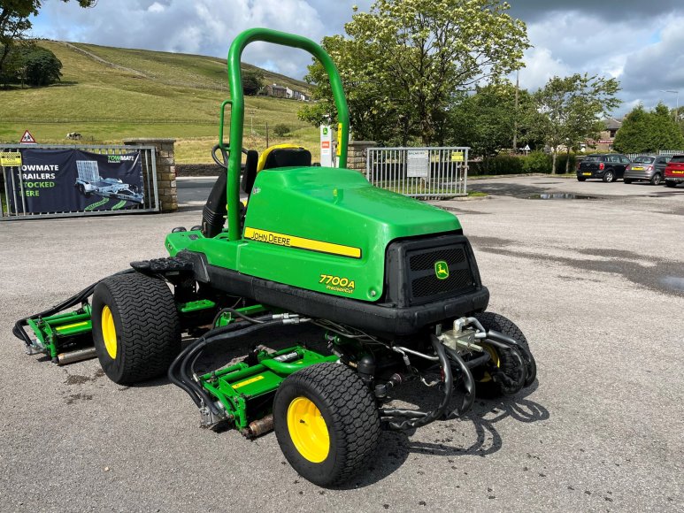 John Deere 7700A Fairway Mower
