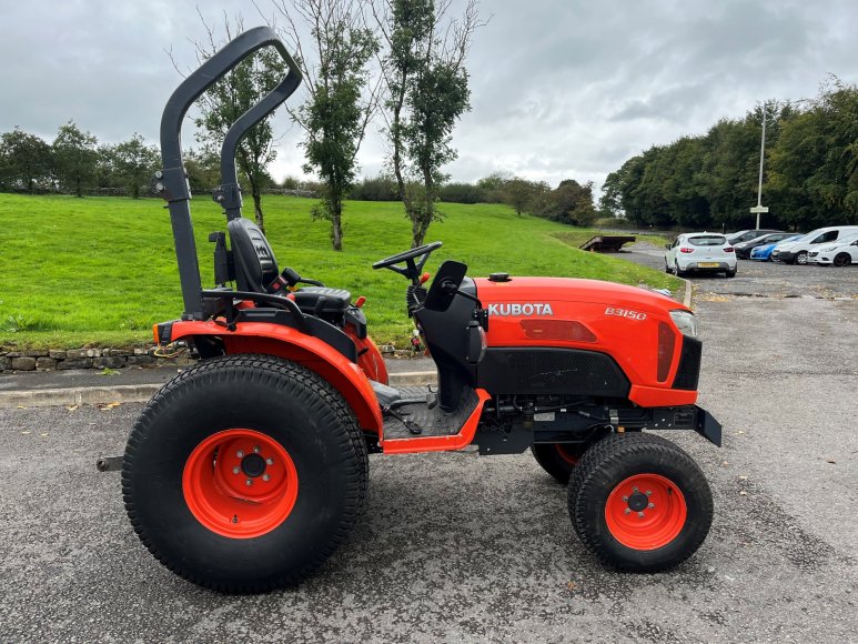 Kubota B3150 Compact Tractor