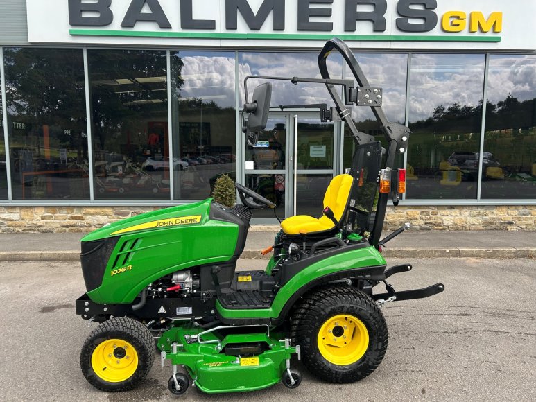 John Deere 1026R Compact Tractor 