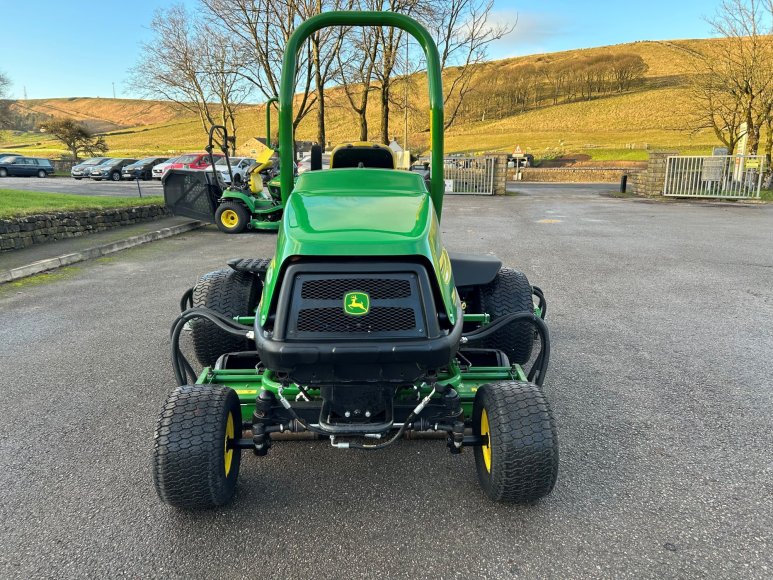 John Deere 7700A Fairway Mower